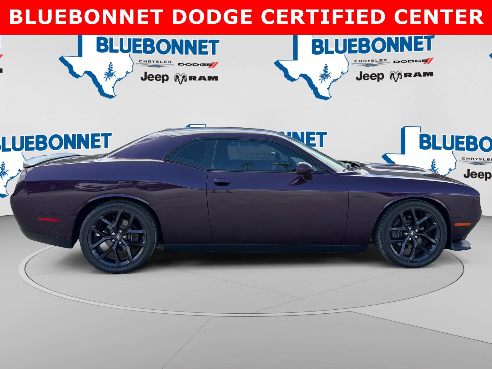 Used 2021 Dodge Challenger R/T w/ Blacktop Package RWD image 4