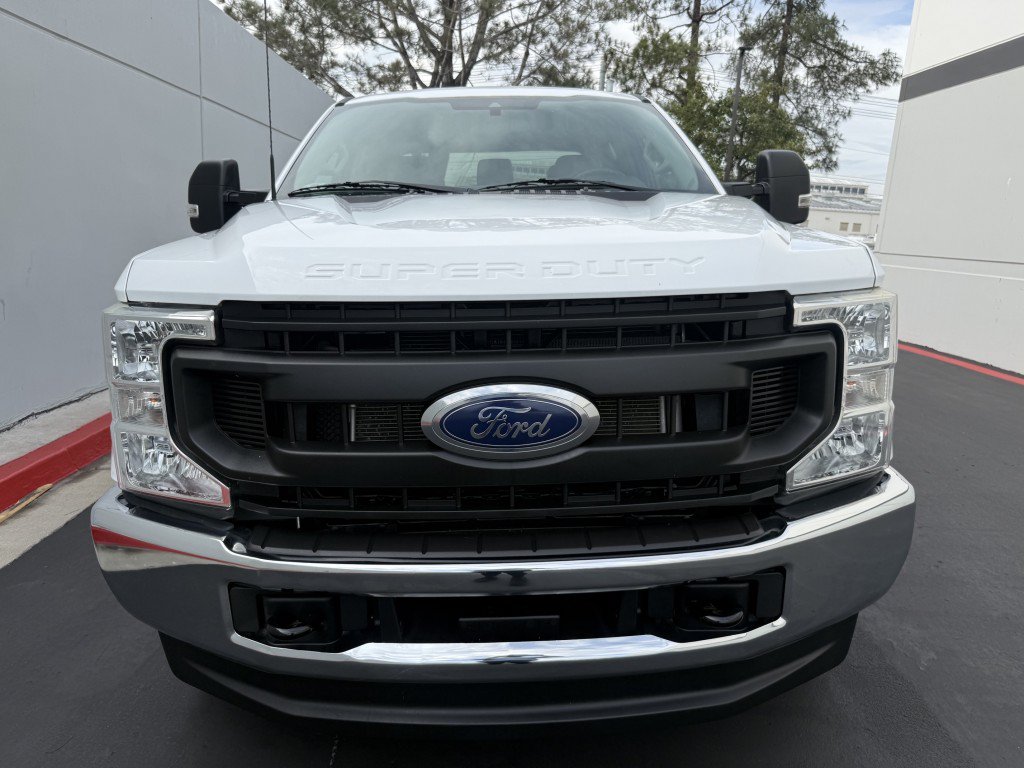 Used 2022 Ford F250 XL w/ Power Equipment Group AWD/4WD image 6