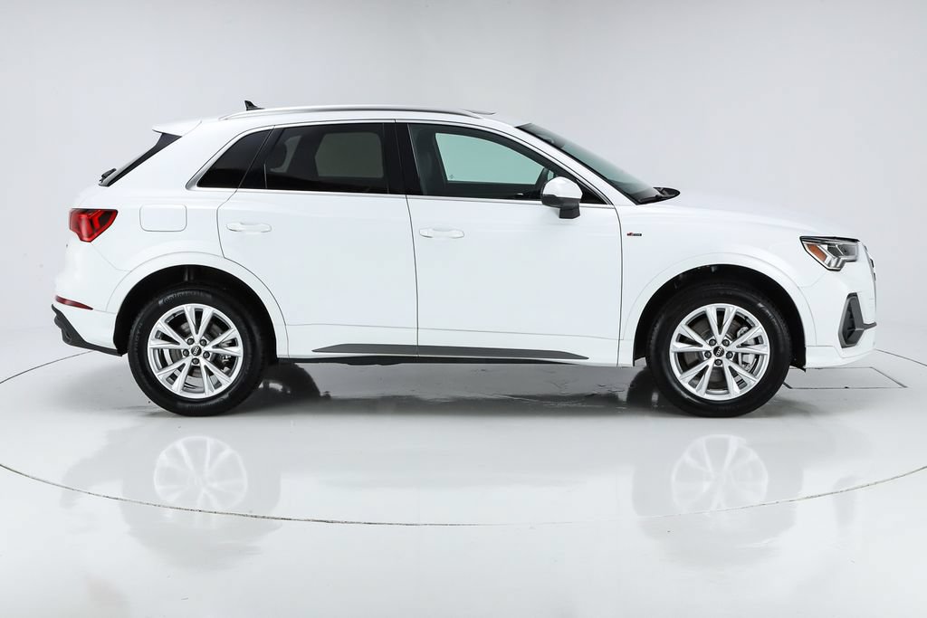 Used 2025 Audi Q3 2.0T Premium Plus w/ Premium Plus Package AWD/4WD image 56