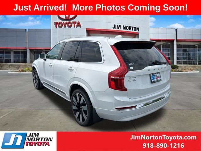 Used 2023 Volvo XC90 T8 Ultimate w/ Lounge Package AWD/4WD image 3
