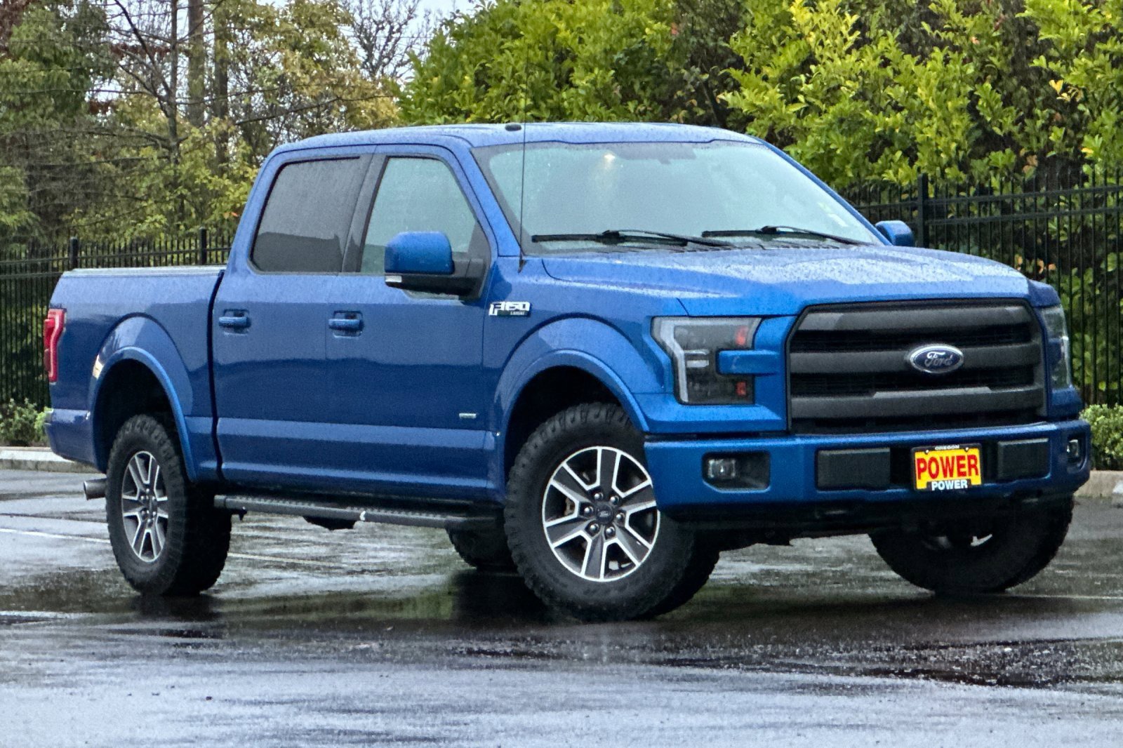 Used 2017 Ford F150 Lariat image 2