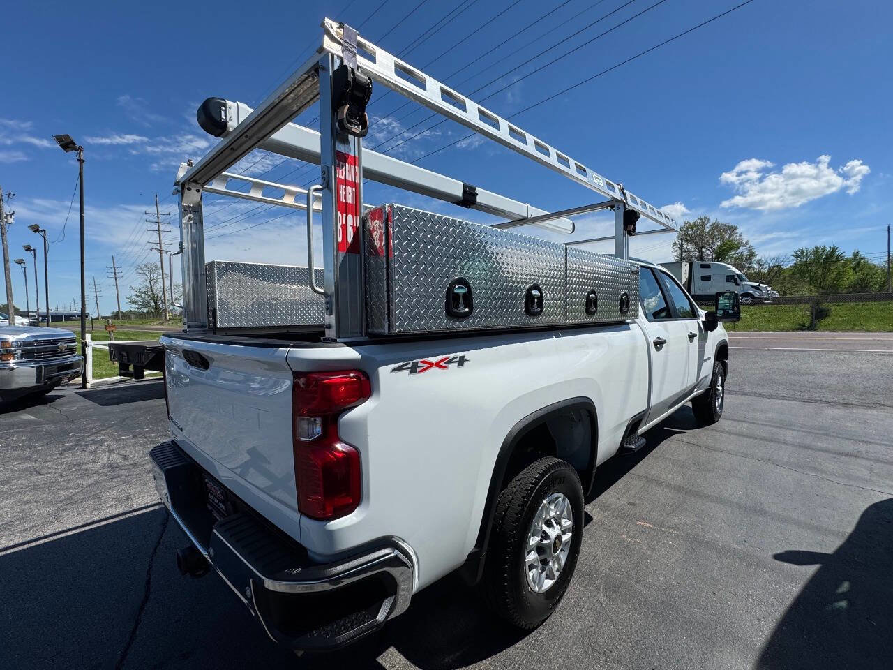 Used 2025 Chevrolet Silverado 2500 W/T w/ WT/CX Safety Package image 5