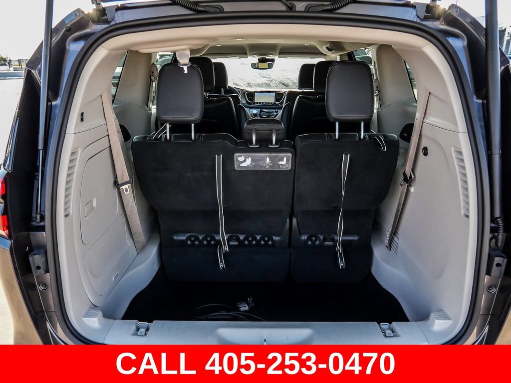 Used 2021 Chrysler Pacifica Touring-L FWD image 78