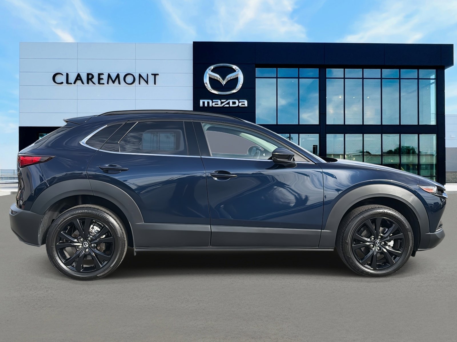 Used 2025 MAZDA CX-30 2.5 Turbo w/ Premium Package image 4