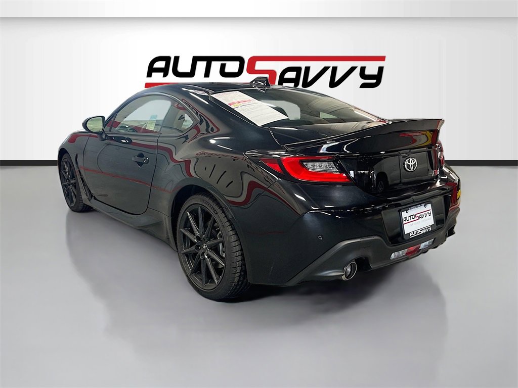 Used 2025 Toyota GR86 Premium w/ ALL Weather Mat Package (TMS) image 5