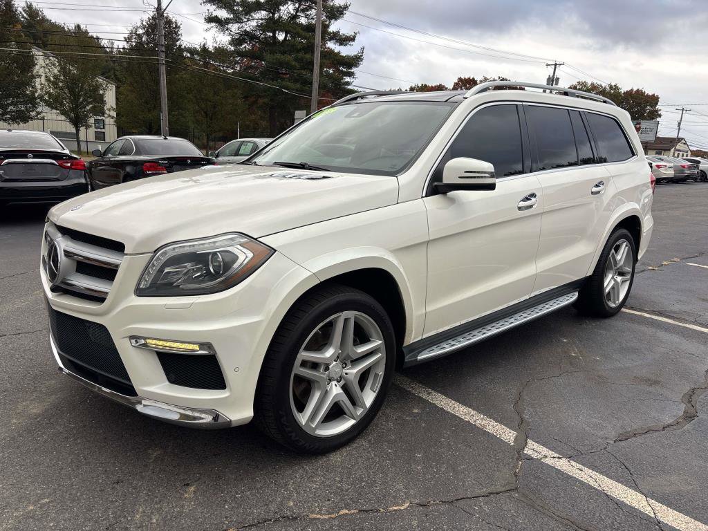 Used 2015 Mercedes-Benz GL 550 4MATIC image 7