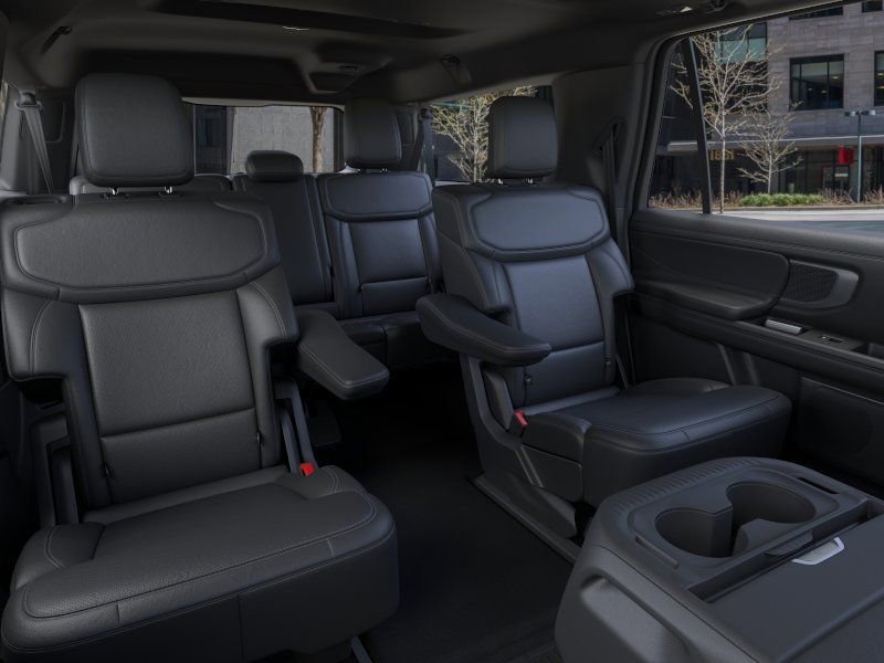 New 2026 Ford Expedition Max Platinum image 11