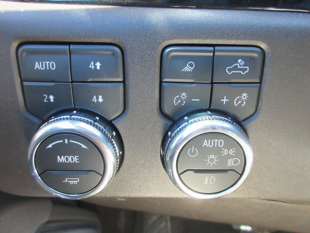 New 2026 GMC Sierra 1500 SLT w/ SLT Premium Package image 17