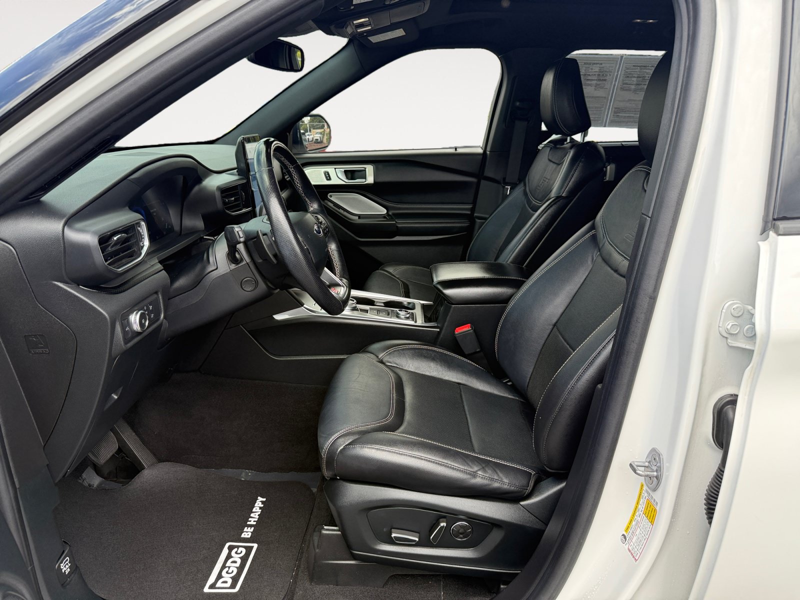 Certified 2020 Ford Explorer ST w/ Premium Technology Package AWD/4WD image 10