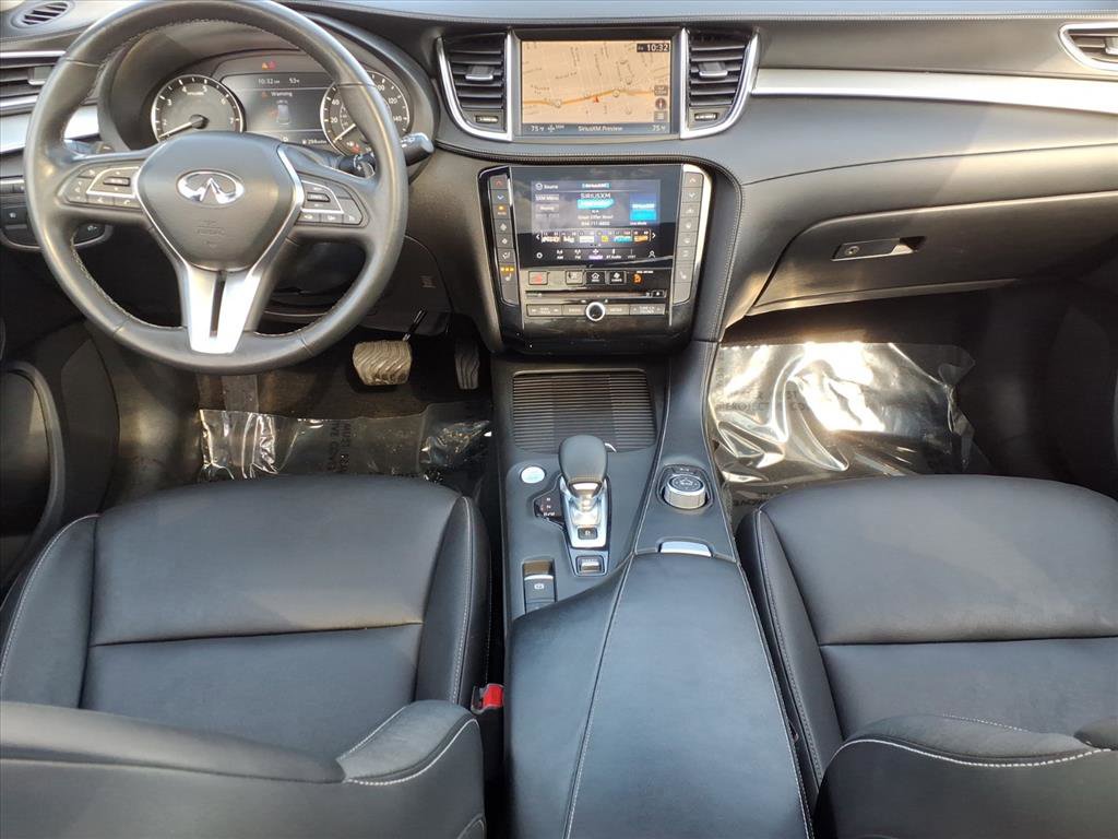 Used 2020 INFINITI QX50 Luxe w/ Navigation Package image 16