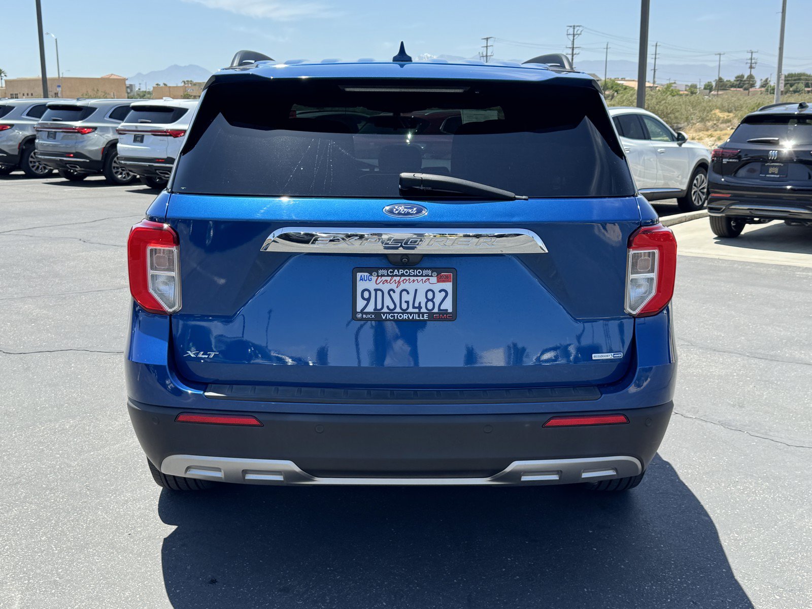 Used 2020 Ford Explorer XLT w/ Equipment Group 202A AWD/4WD image 5