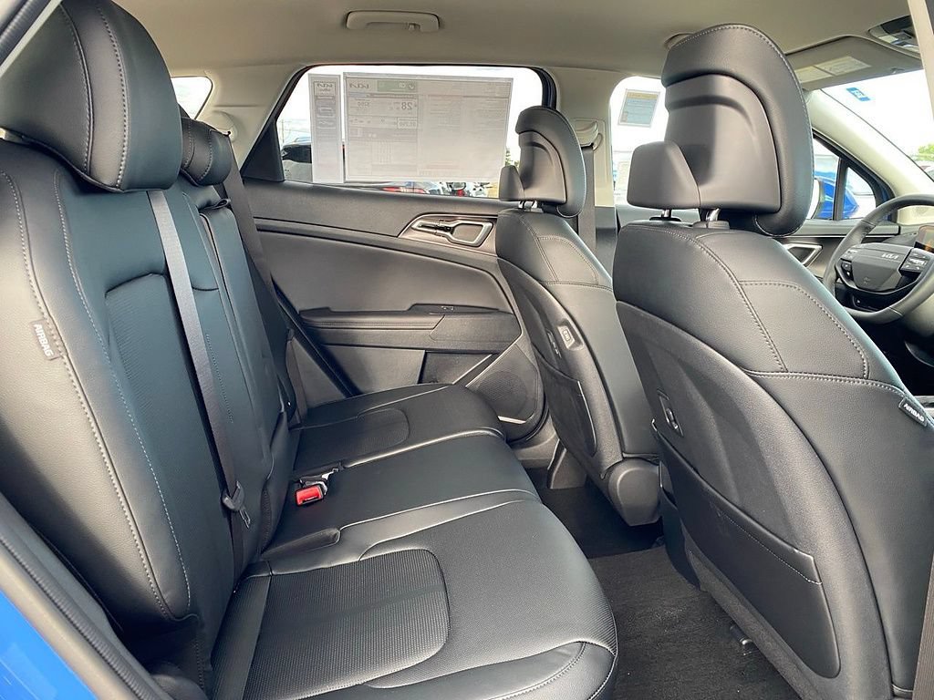 New 2026 Kia Sportage EX FWD image 22
