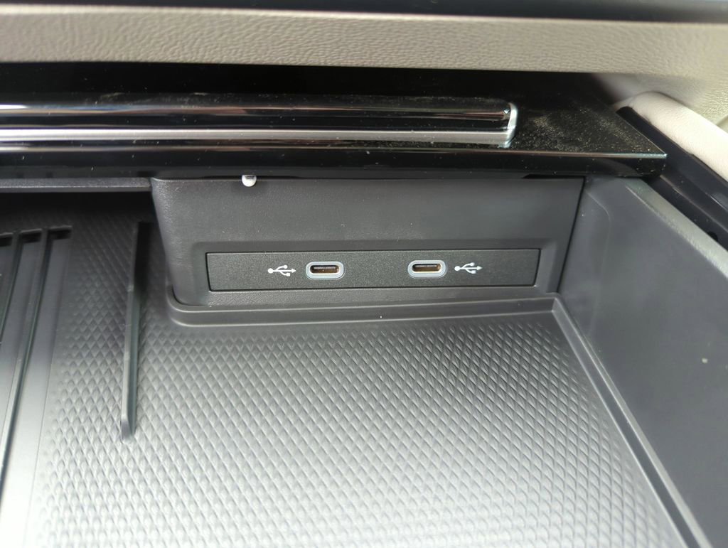 New 2026 Volkswagen Atlas SEL Premium R-Line image 35