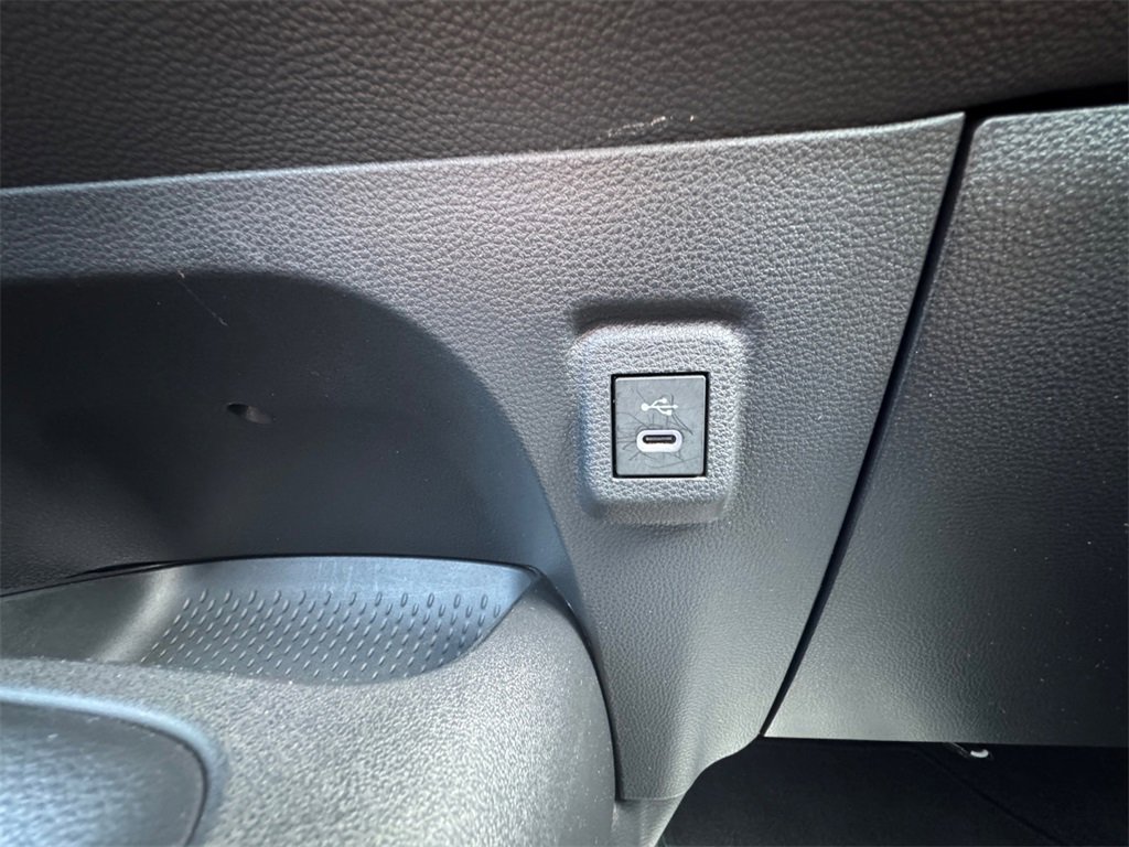 Used 2024 Toyota Corolla SE image 27