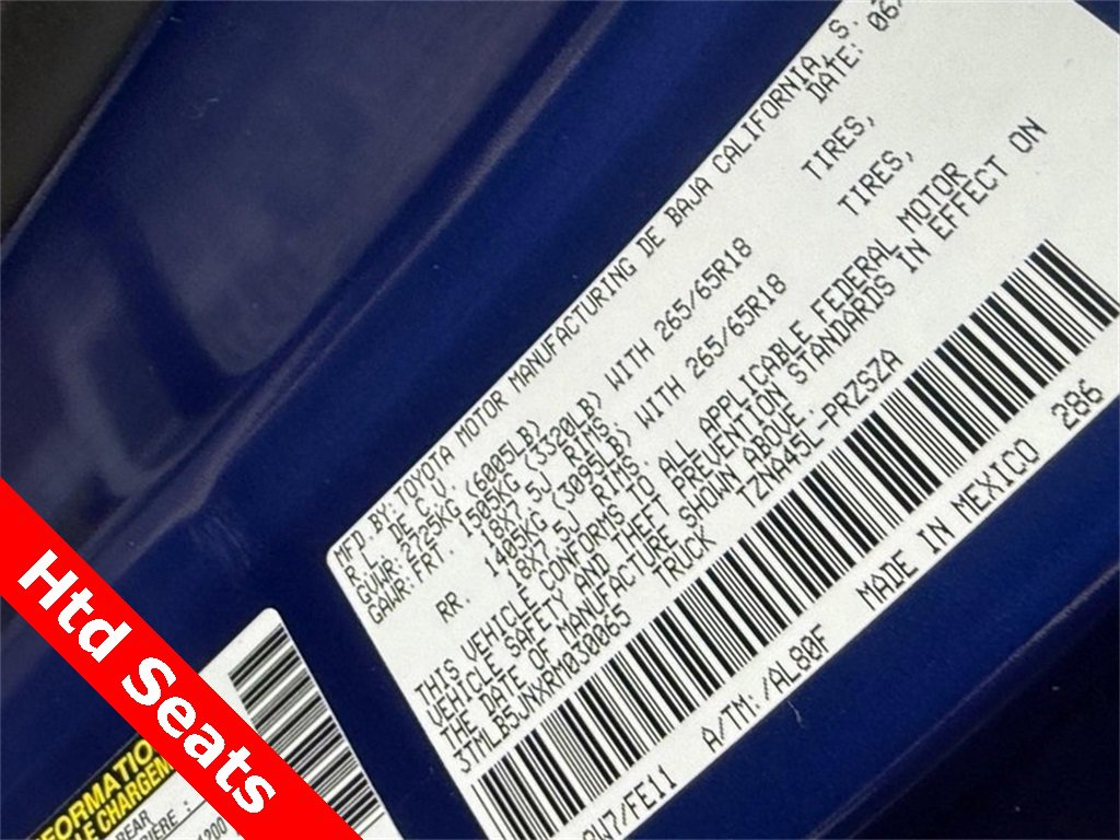 Used 2024 Toyota Tacoma TRD Sport image 32