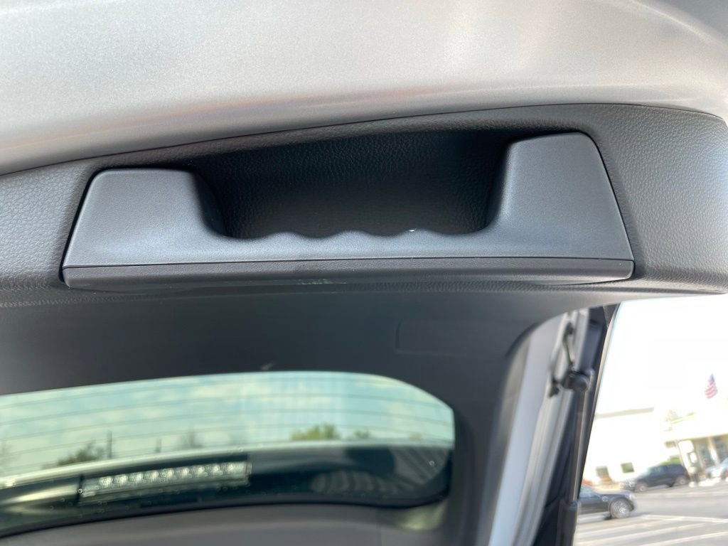 Used 2025 Toyota RAV4 XLE image 42