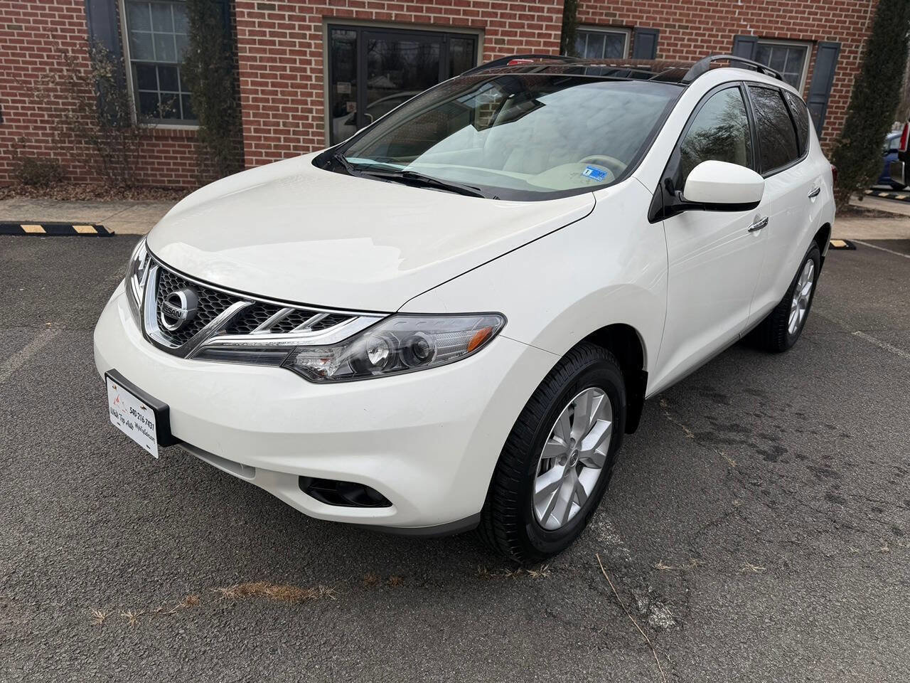 Used 2014 Nissan Murano SL w/ Navigation Package image 1