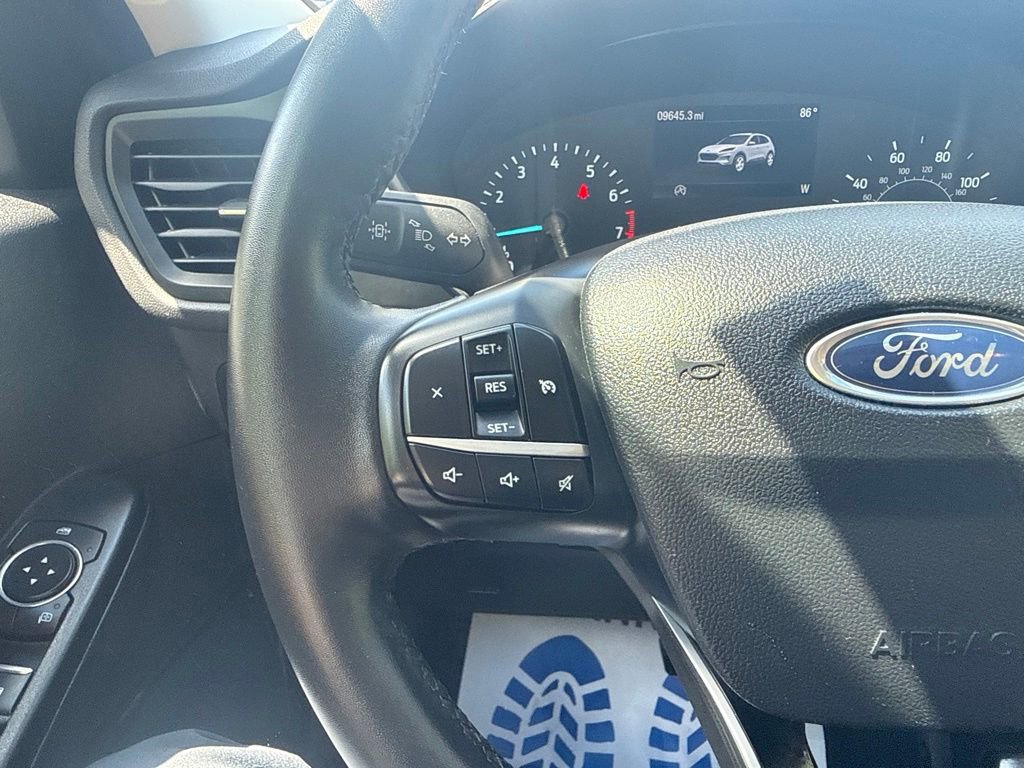 Used 2022 Ford Escape SE w/ Convenience Package FWD image 17