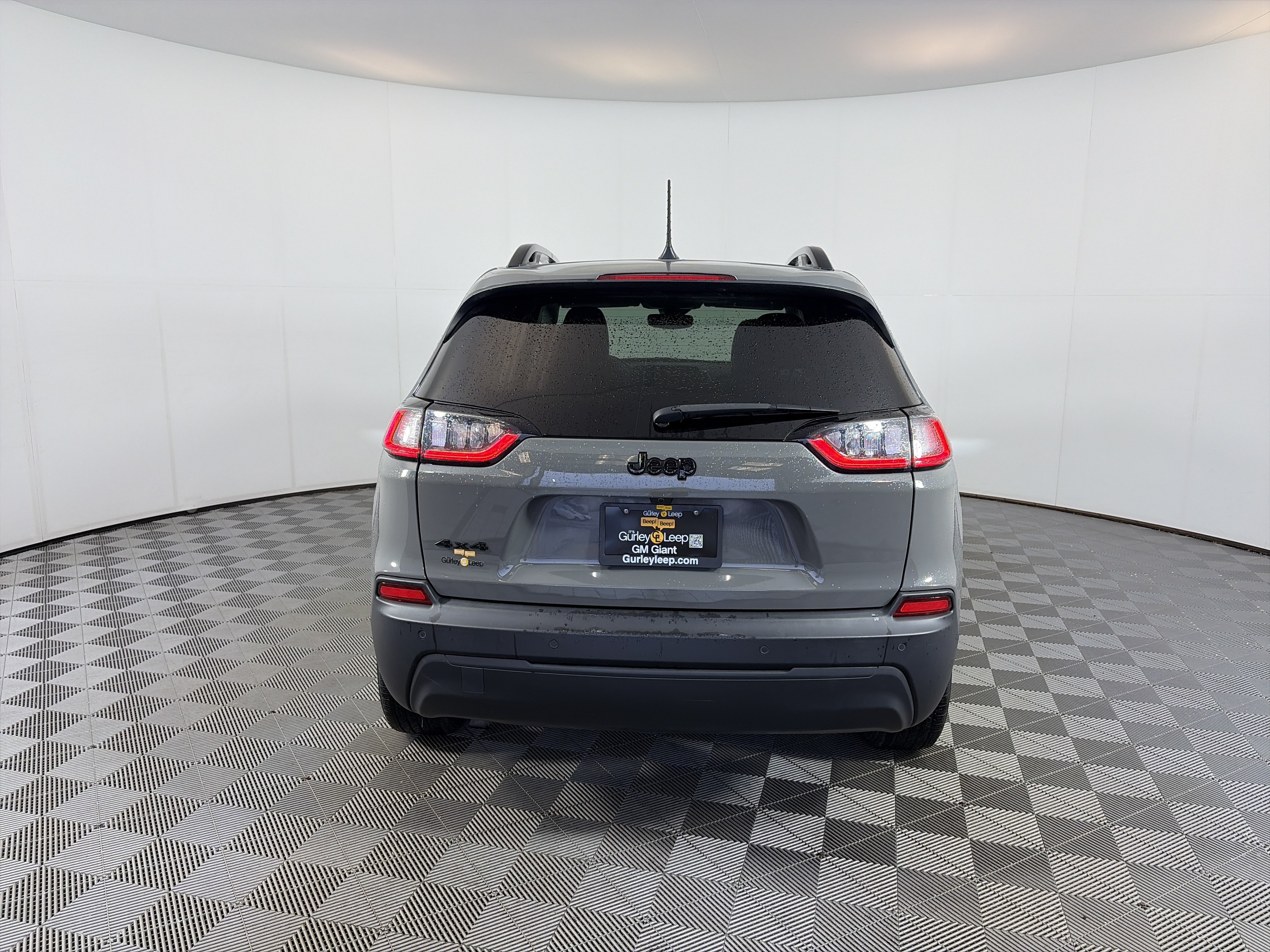 Used 2023 Jeep Cherokee Altitude Lux AWD/4WD image 9