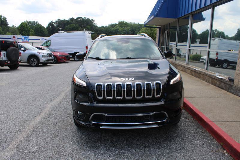 Used 2017 Jeep Cherokee Overland w/ Technology Group AWD/4WD image 2