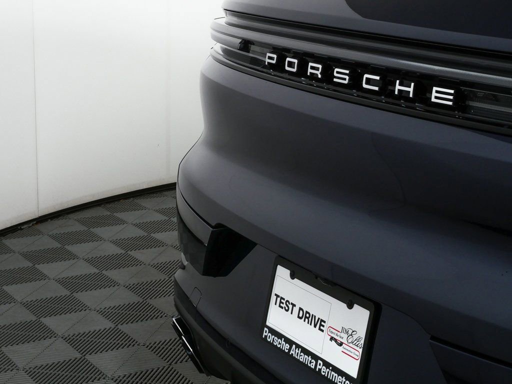 New 2026 Porsche Cayenne E-Hybrid image 38