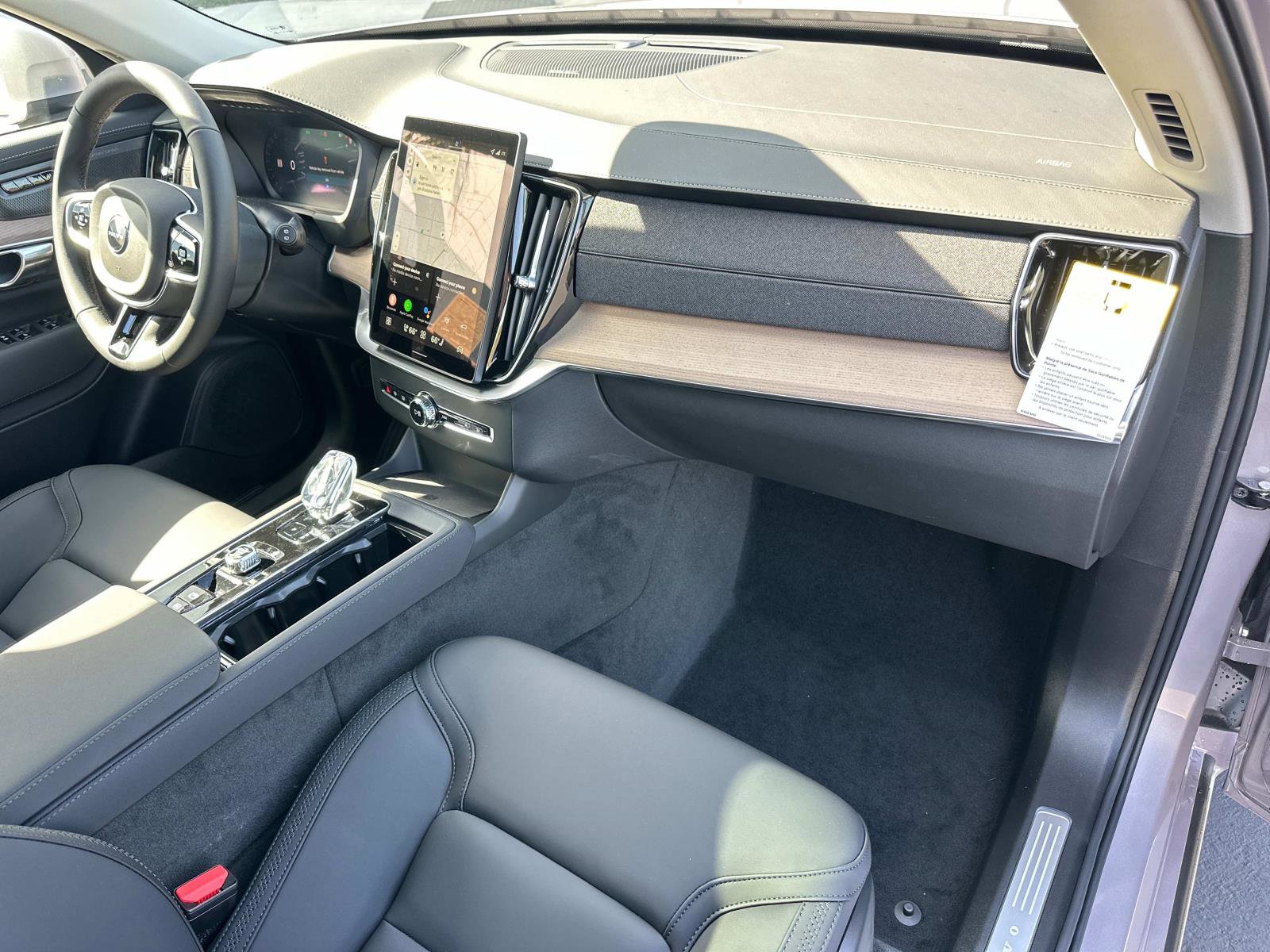 New 2026 Volvo XC90 T8 Plus image 21