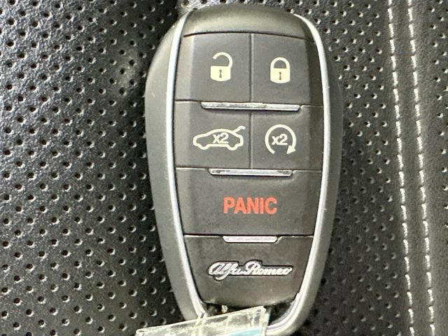 Used 2024 Alfa Romeo Tonale Ti w/ Active Assist Package AWD/4WD image 18