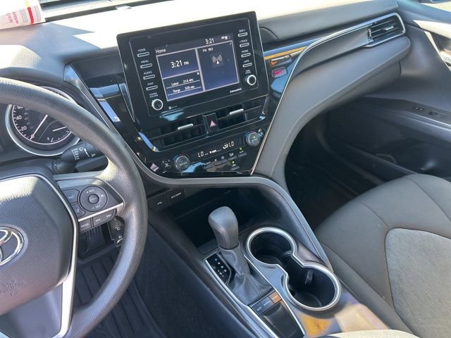 Used 2024 Toyota Camry LE image 30