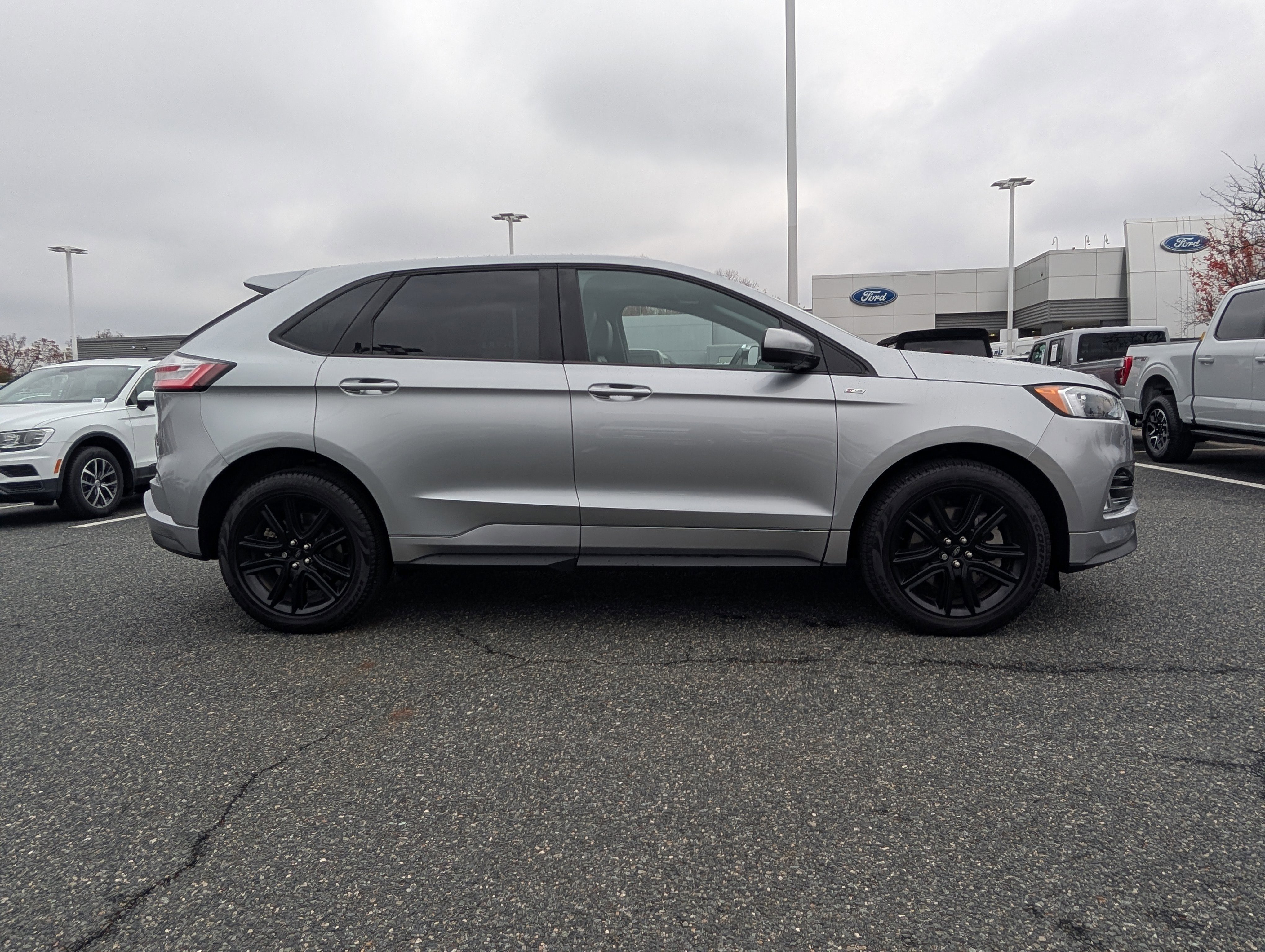 Certified 2024 Ford Edge ST-Line image 2