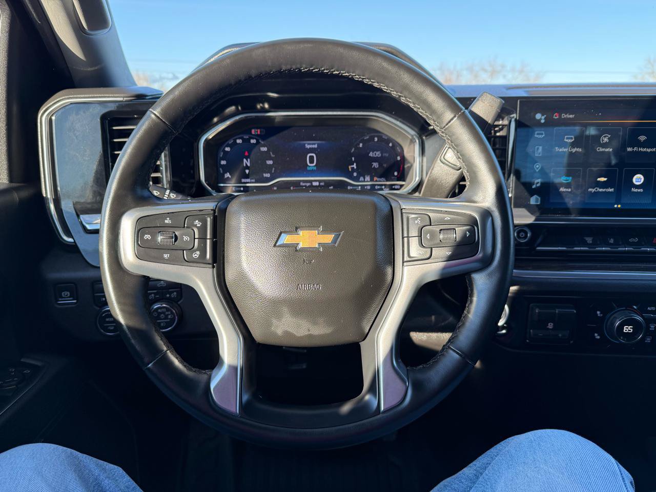Used 2025 Chevrolet Silverado 2500 LT w/ Convenience Package AWD/4WD image 19
