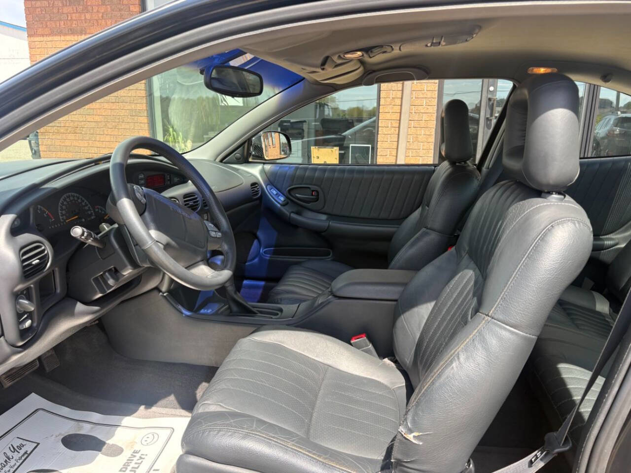 Used 1997 Pontiac Grand Prix GT w/ Opt Pkg FWD image 9