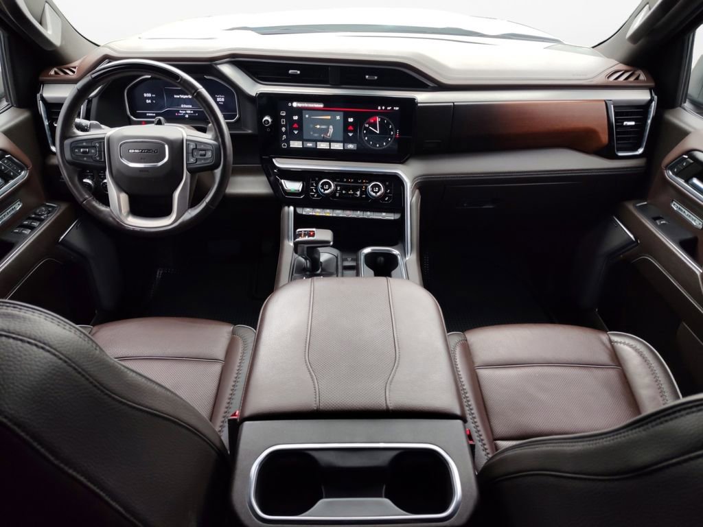 Used 2024 GMC Sierra 1500 Denali image 3