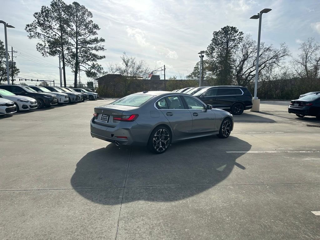 Certified 2025 BMW 330i Sedan w/ Convenience Package image 5