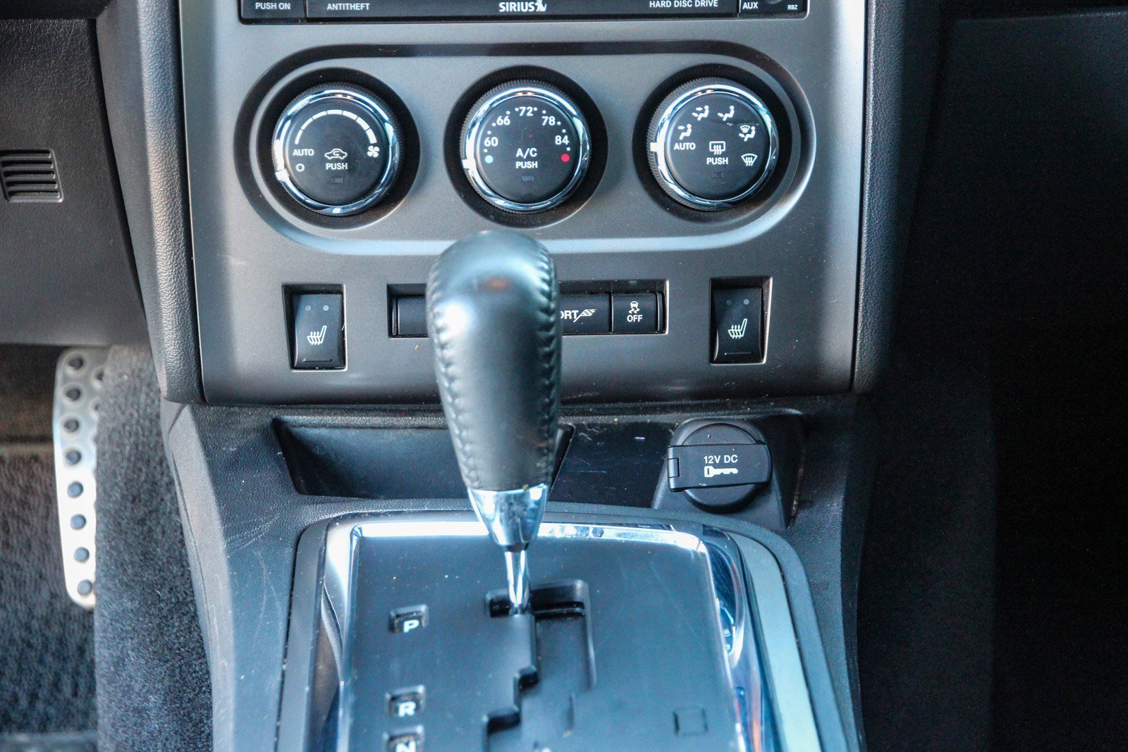 Used 2014 Dodge Challenger R/T image 23