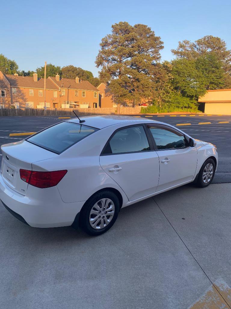 Used 2013 Kia Forte EX image 4