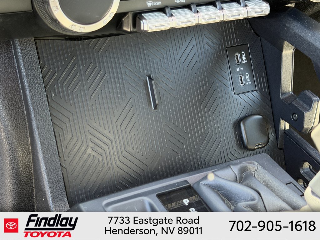 Certified 2025 Toyota 4Runner SR5 AWD/4WD image 29