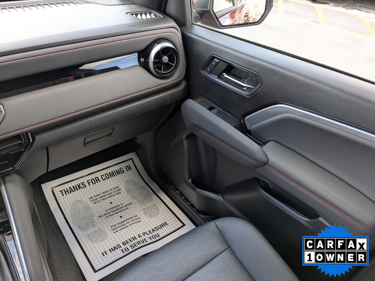 Used 2024 Chevrolet Colorado Z71 w/ Z71 Convenience Package 2 image 15