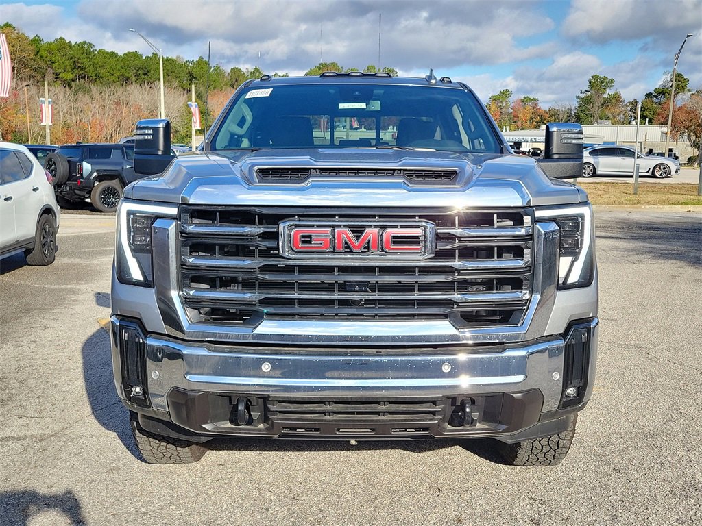 New 2025 GMC Sierra 3500 SLT w/ SLT Premium Package image 2
