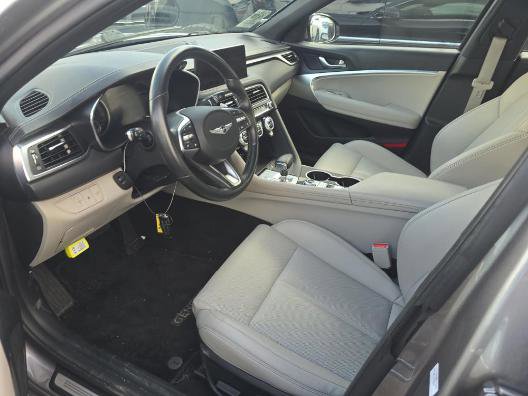 Used 2023 Genesis G70 2.0T image 7