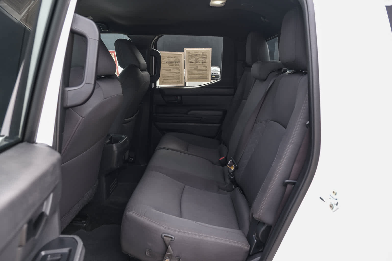 Certified 2024 Toyota Tacoma SR5 AWD/4WD image 19