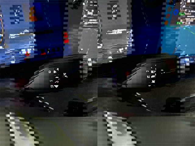 Certified 2025 Chevrolet Suburban High Country image 16