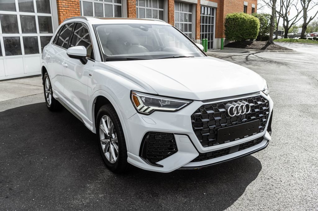 Used 2024 Audi Q3 2.0T Premium AWD/4WD image 6