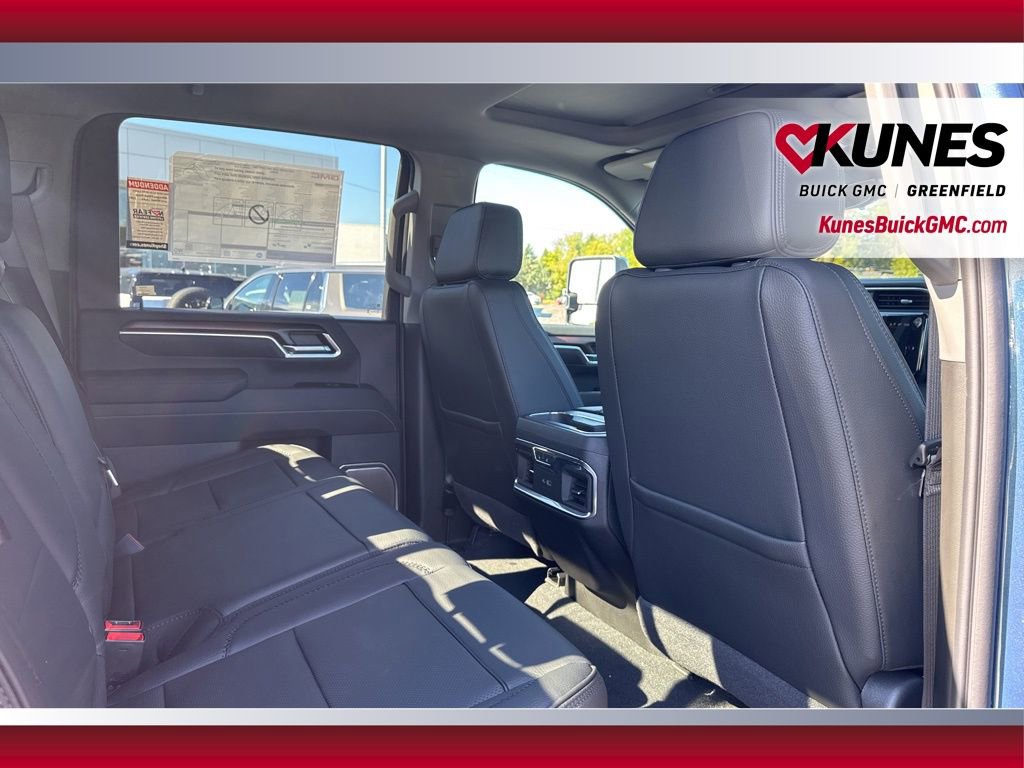 New 2026 GMC Sierra 3500 Denali w/ Denali Reserve Package image 52