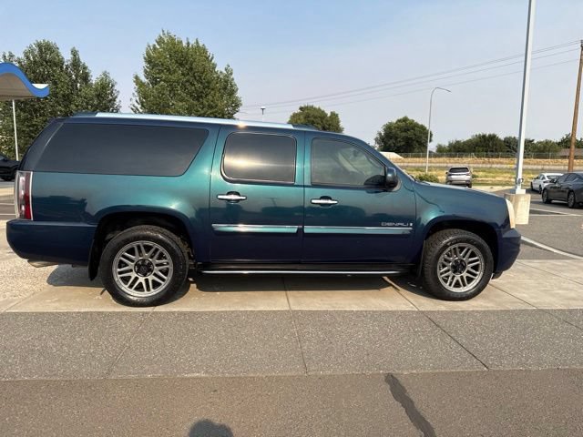 Used 2007 GMC Yukon XL Denali AWD/4WD image 4