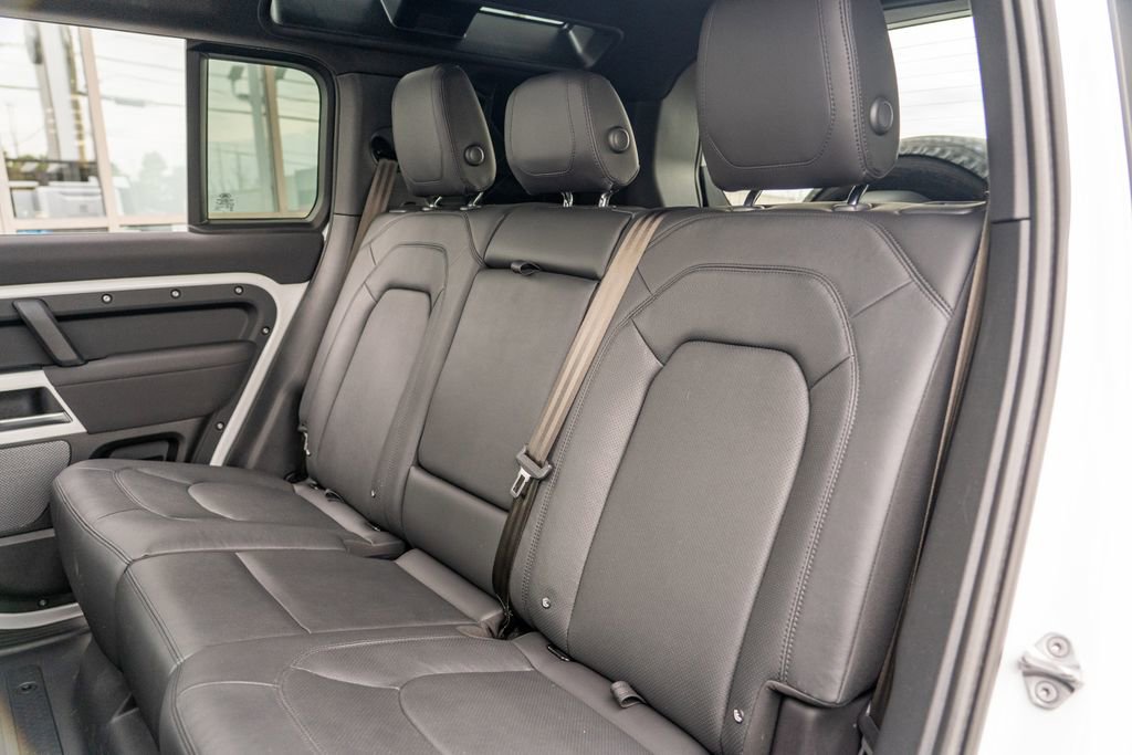 Used 2023 Land Rover Defender 110 S AWD/4WD image 16