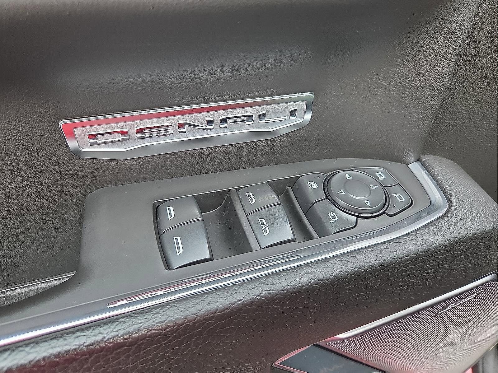Certified 2024 GMC Sierra 1500 Denali w/ Denali Reserve Package image 15