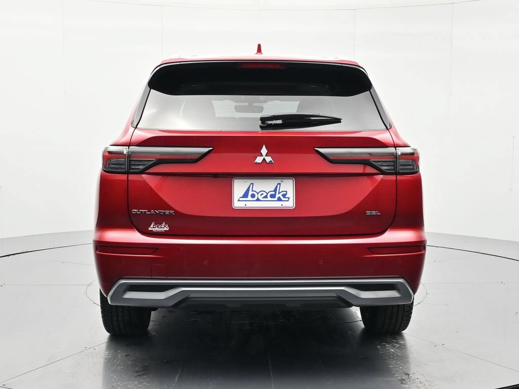 Used 2025 Mitsubishi Outlander SEL FWD image 6