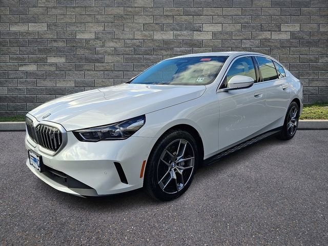 Used 2026 BMW i5 eDrive40 image 3