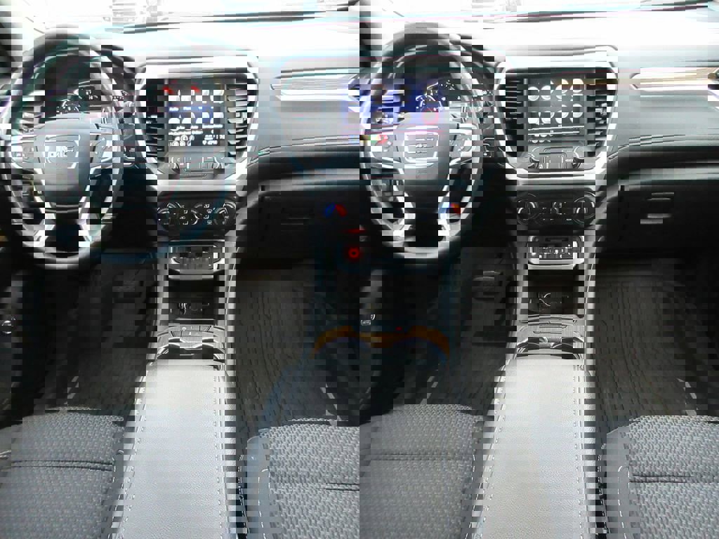 Used 2023 GMC Acadia SLE w/ Driver Convenience Package image 15