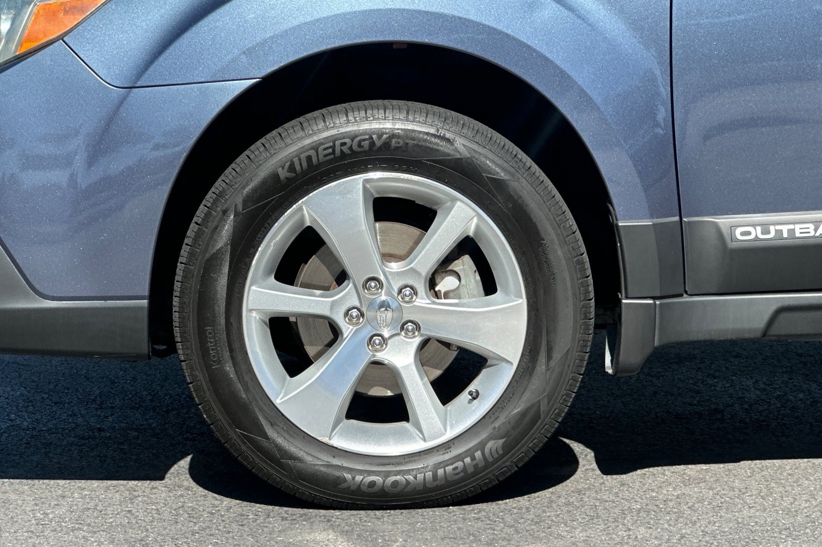 Used 2013 Subaru Outback 2.5i Limited AWD/4WD image 36